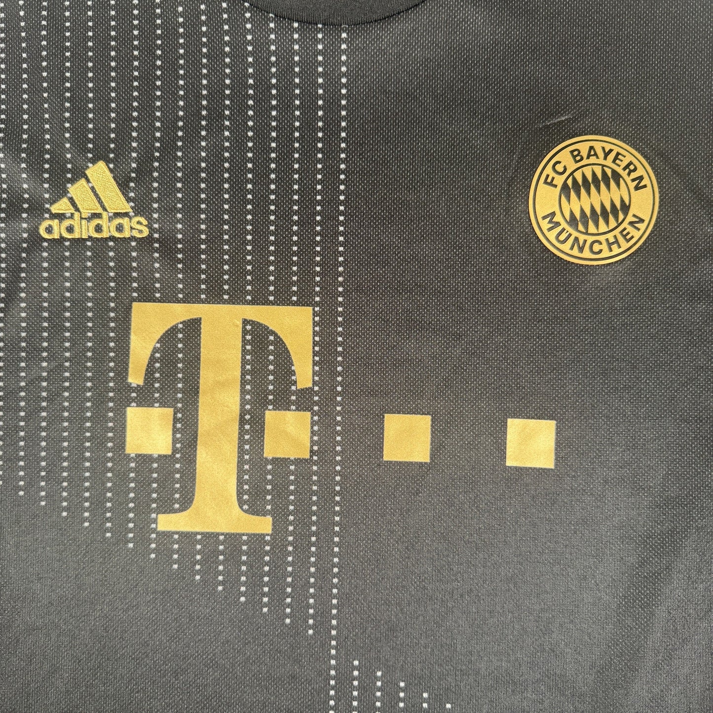 Bayern Munich 2021/2022 Away Football Shirt 3XL