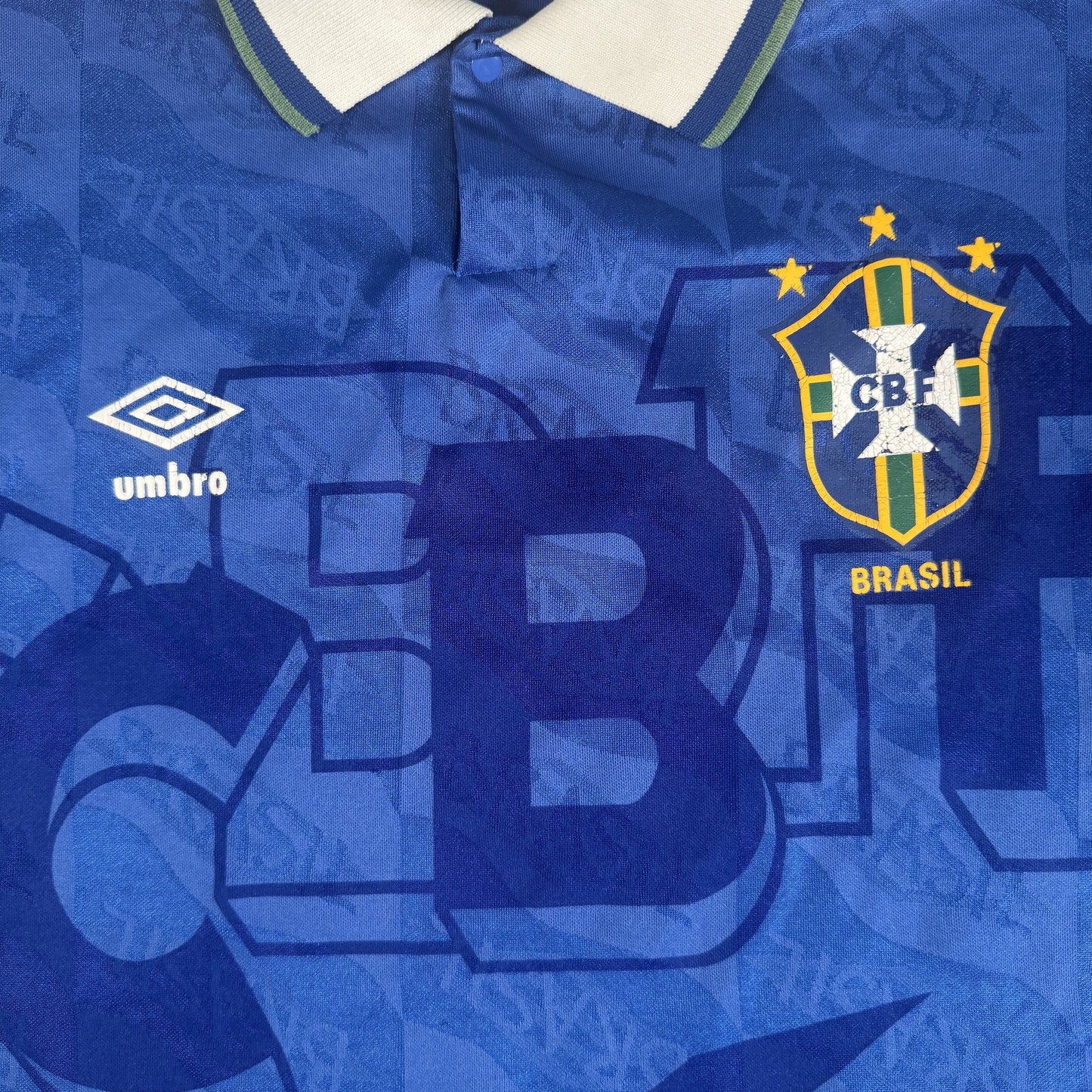 Brazil 1991/1992/1993 Away Football Shirt Large