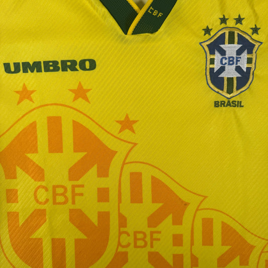 Brazil 1994/1995/1996 Home Football Shirt Medium