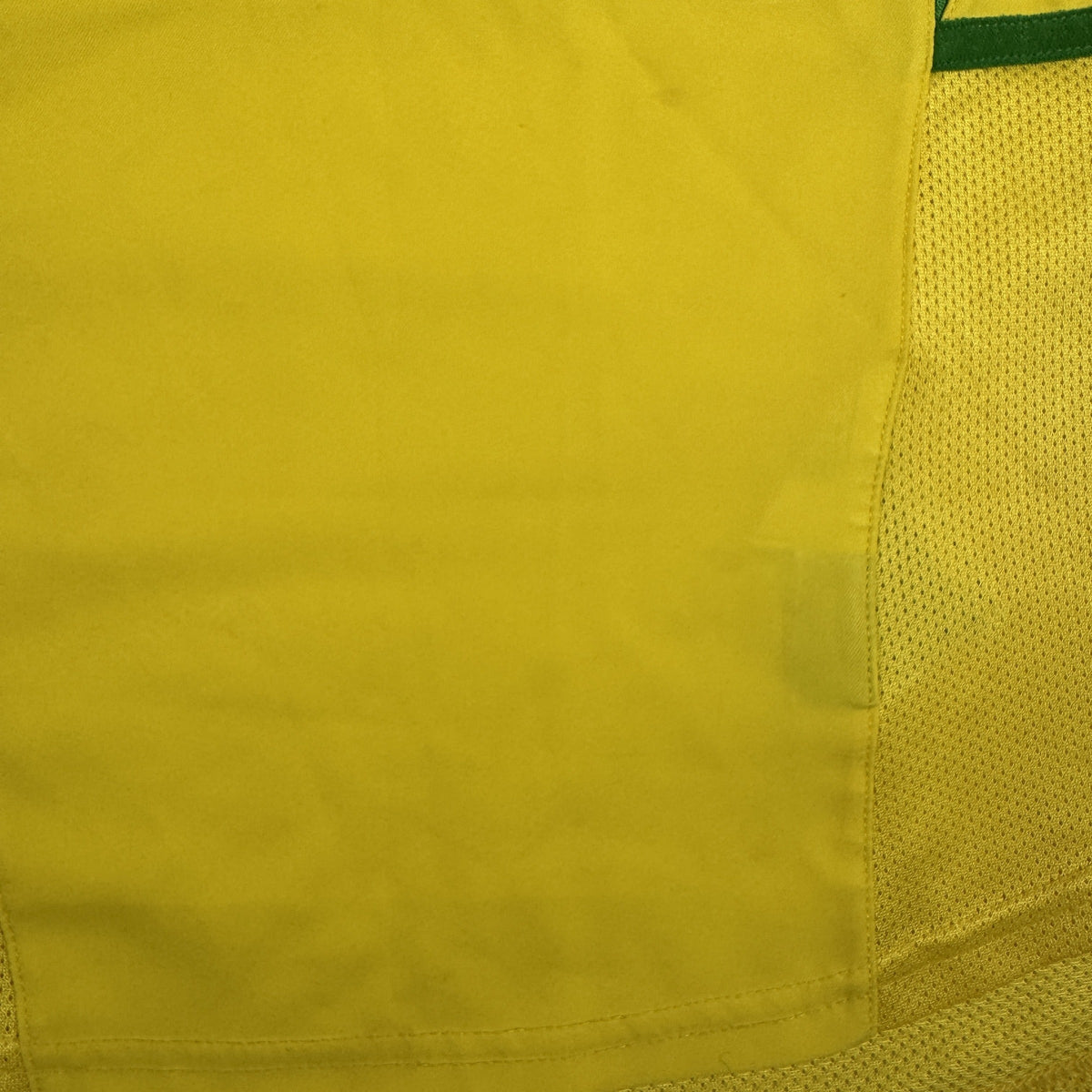 Brazil 2002/2003/2004 Home Shirt Medium
