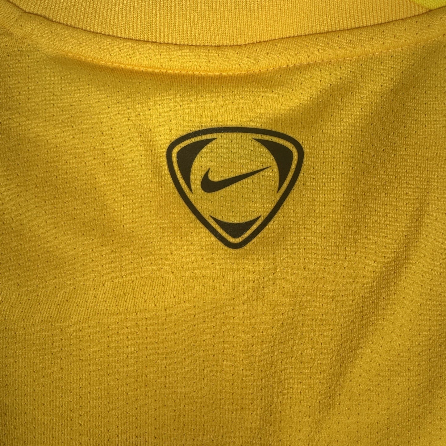 Brazil 2008/2009/2010 Training Football Shirt XXL