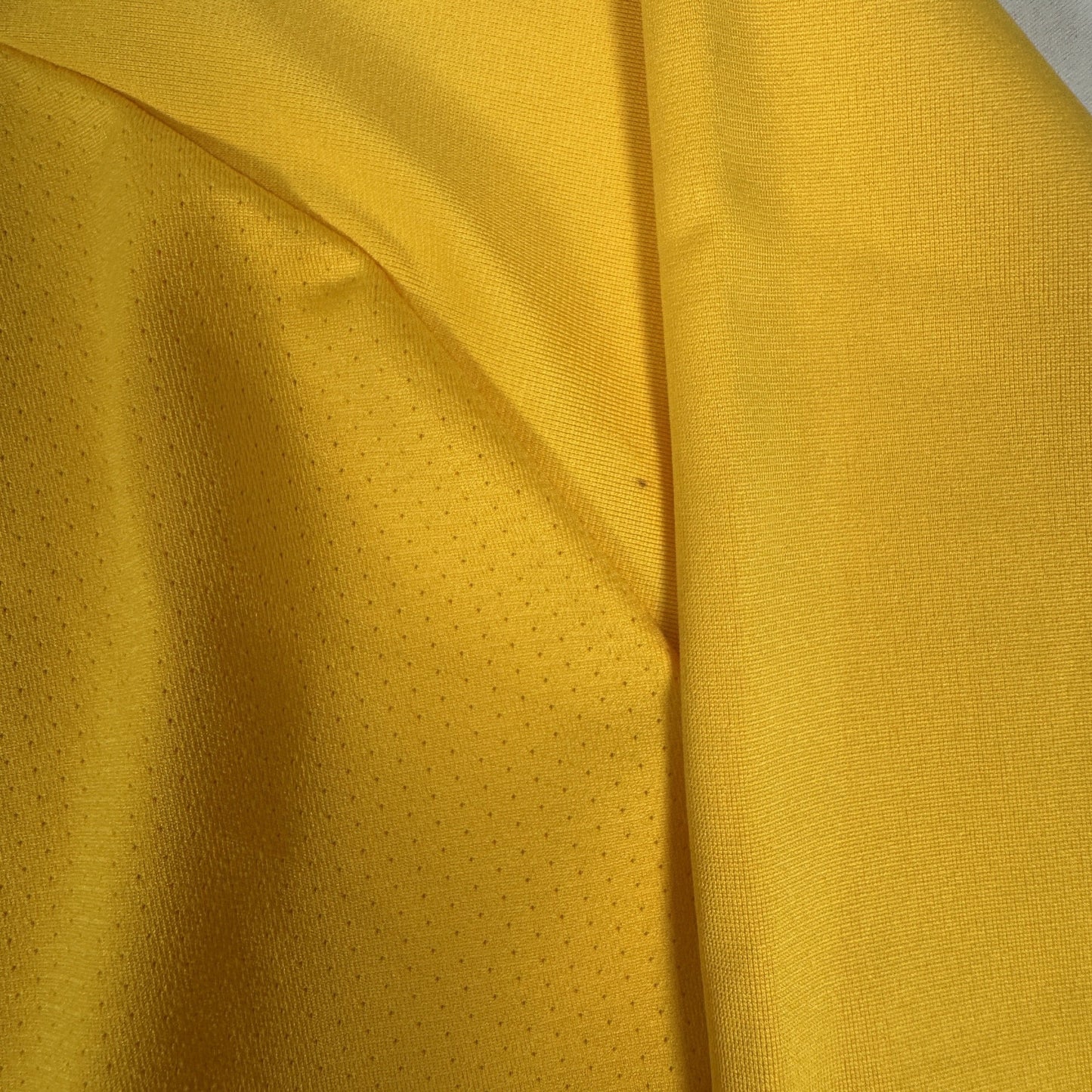 Brazil 2008/2009/2010 Training Football Shirt XXL