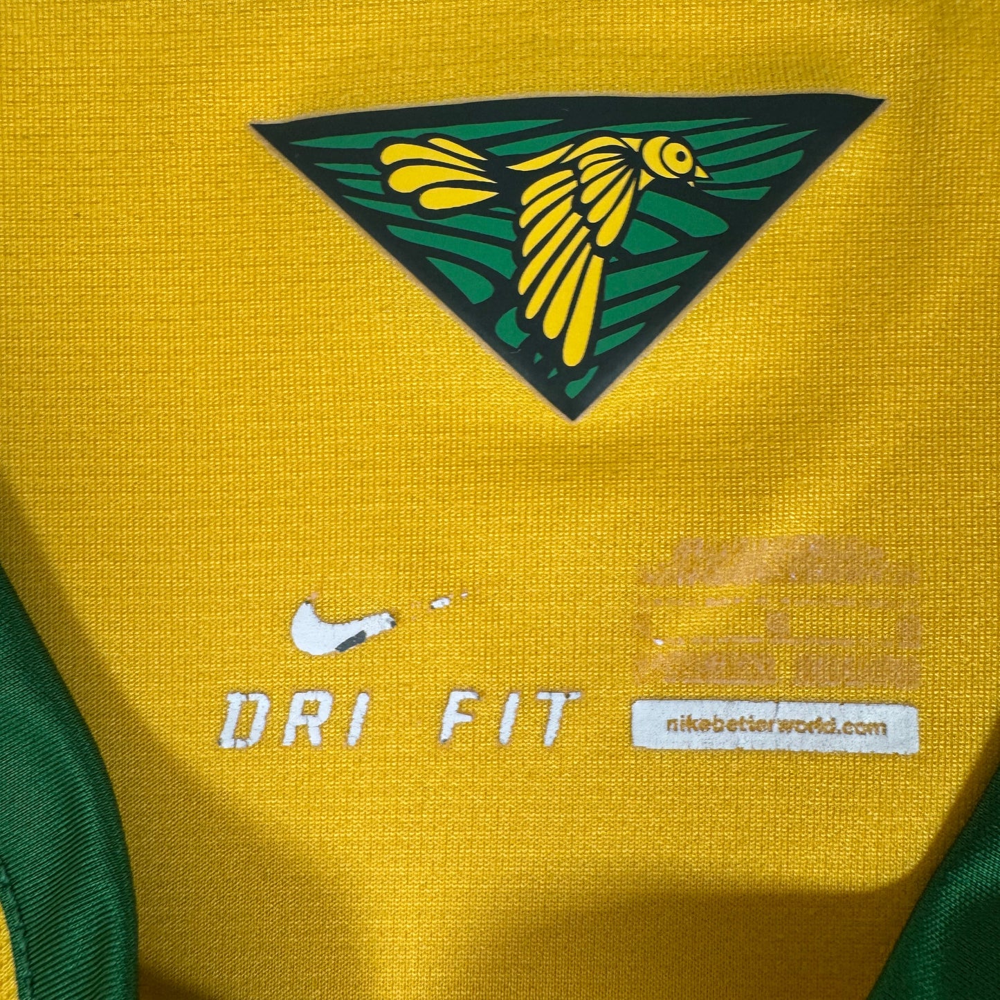 Brazil 2014/2015/2016 Home Football Shirt Childs Large