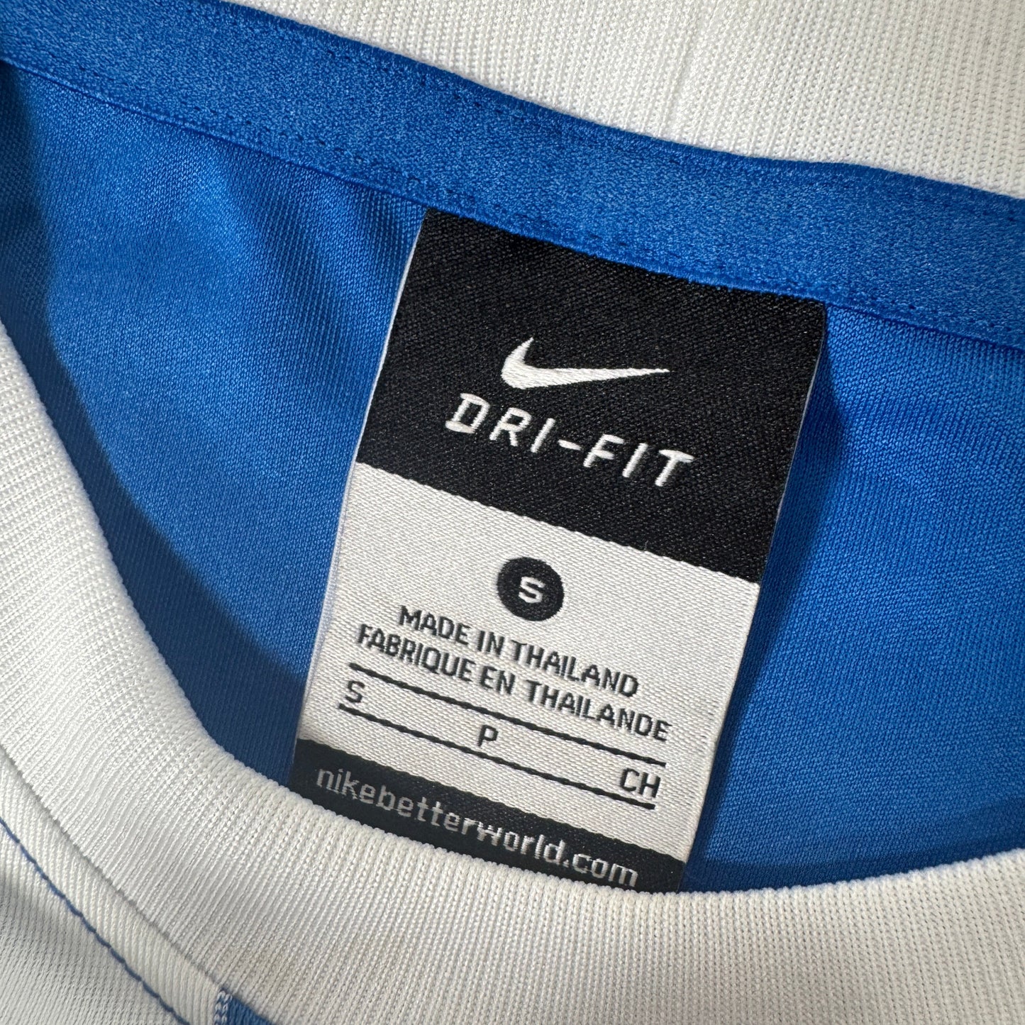 Brighton & Hove Albion 2014/2015/2016 Home Long Sleeve Football Shirt Small