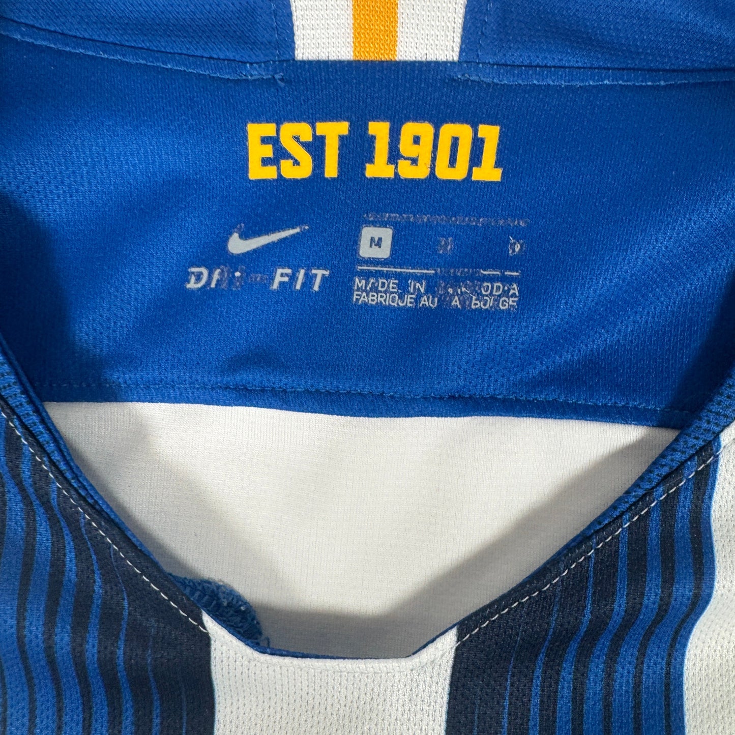 Brighton & Hove Albion 2019/2020 Home Football Shirt Medium