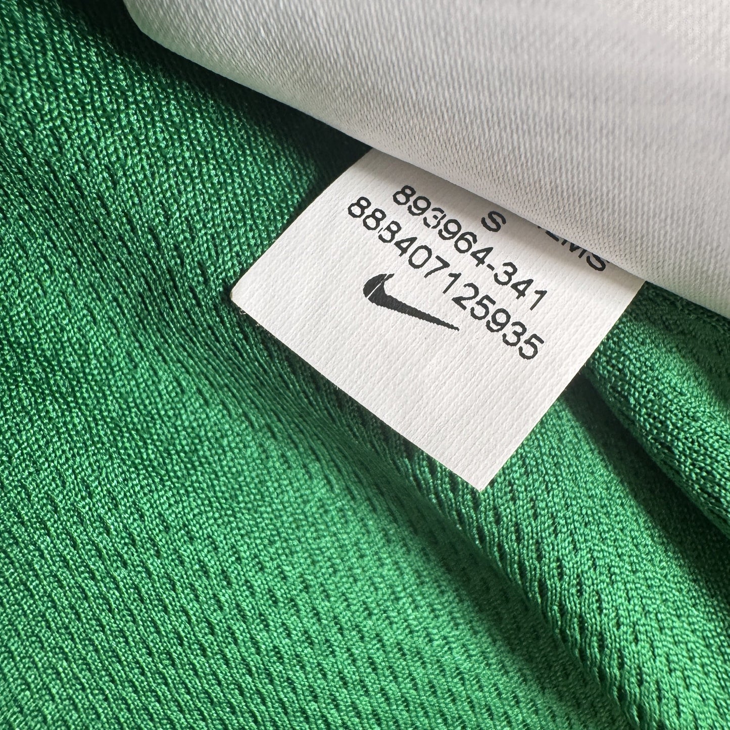 Murray 17 Brighton & Hove Albion 2018/2019/2020 Away Football Shirt Small