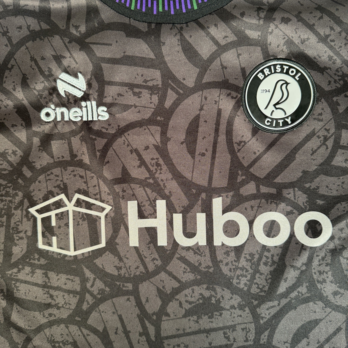 Bristol City 2023/2024 Away Football Shirt Medium