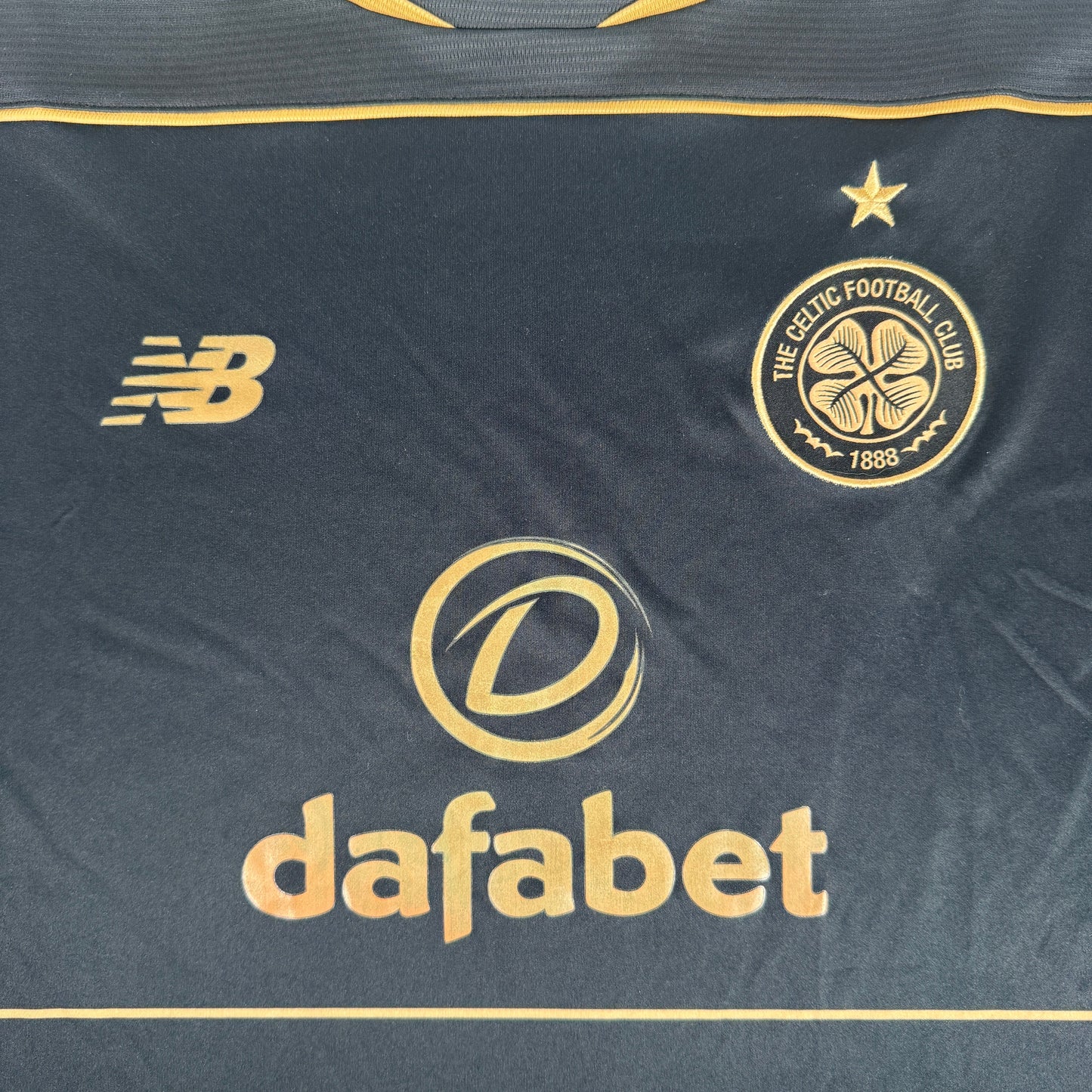 Celtic 2016/2017 Away Shirt 3XL