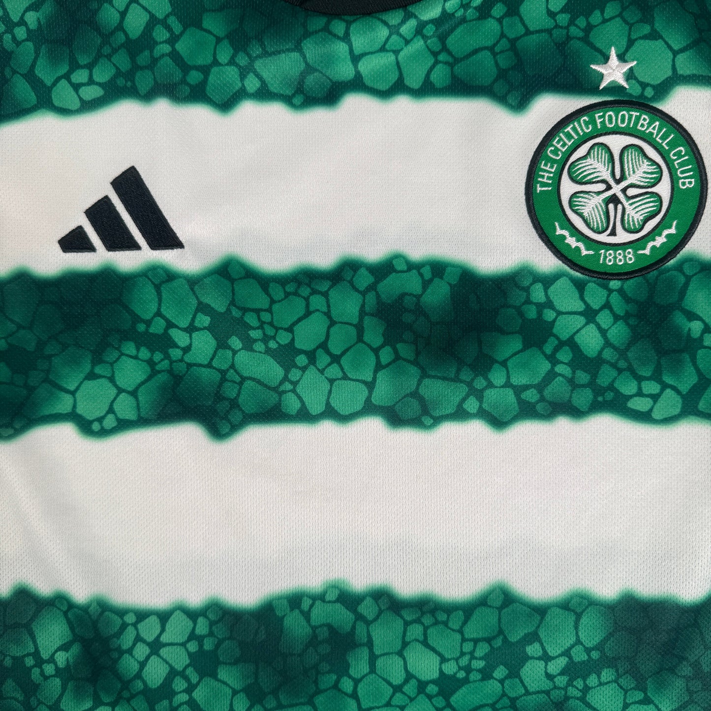 Celtic 2023/2024 Home Sponsorless Football Shirt Large