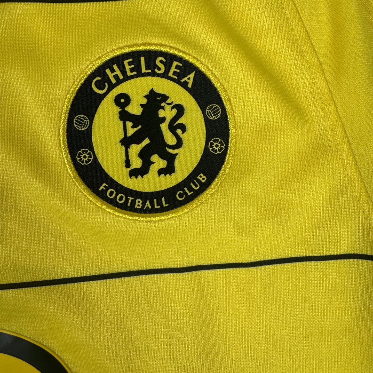 Chelsea 2021/2022 Away Football Shirt Small