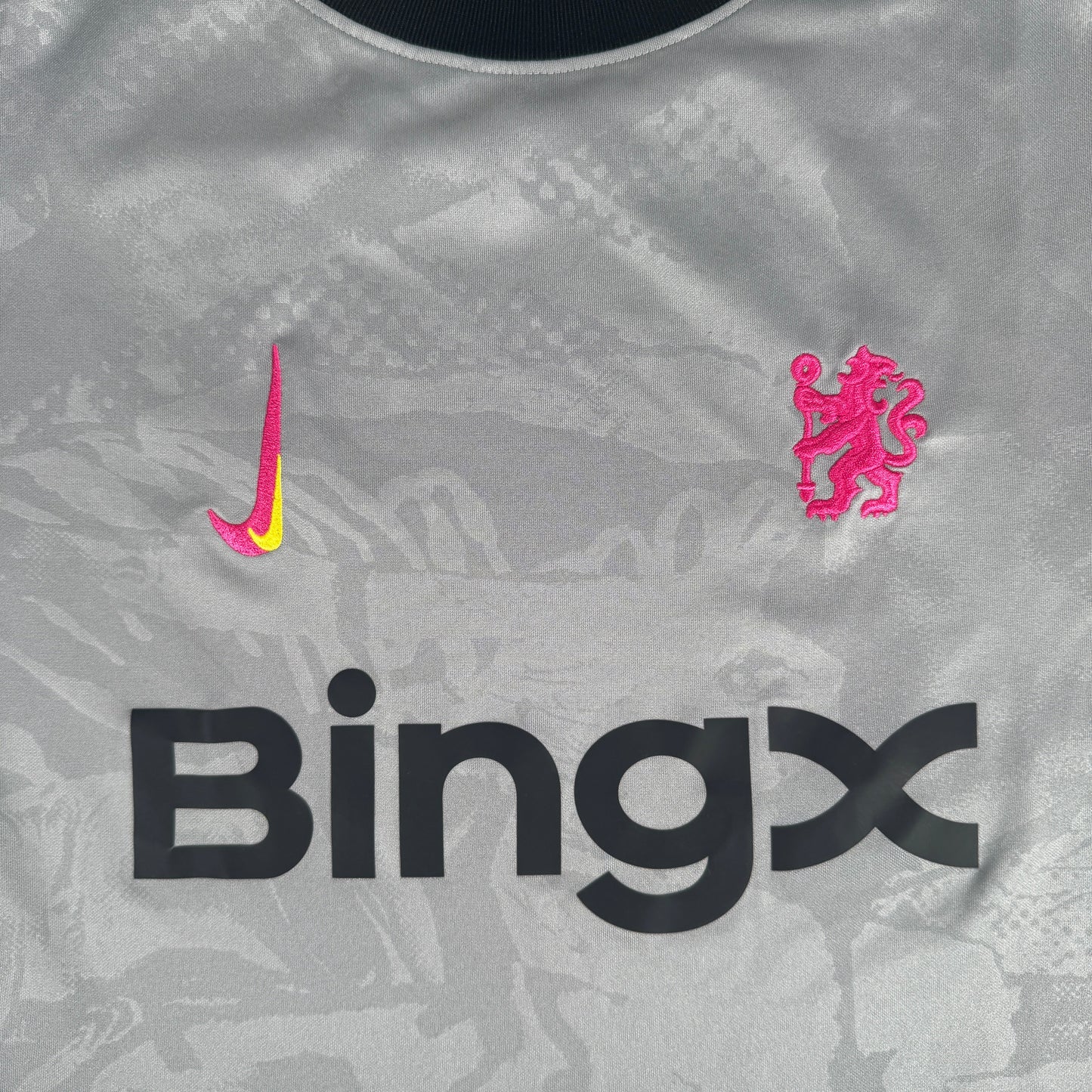 Chelsea 2024/2025 Pro Academy Training Shirt Medium