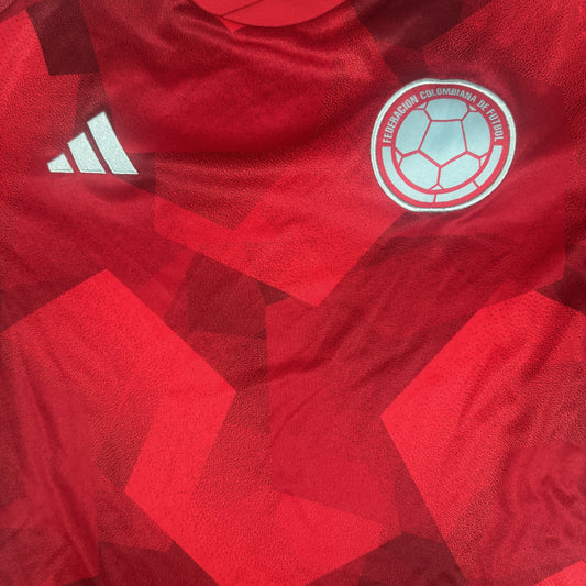 Colombia 2022/2023 Away Football Shirt Medium