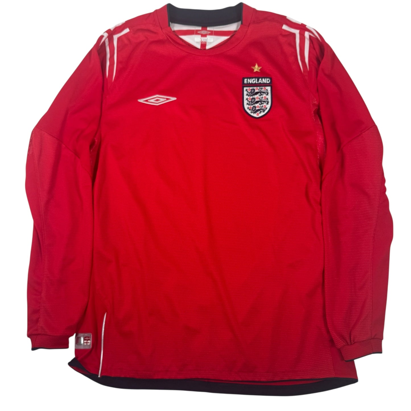 England 2004/2005/2006 Away Long Sleeve Football Shirt Medium