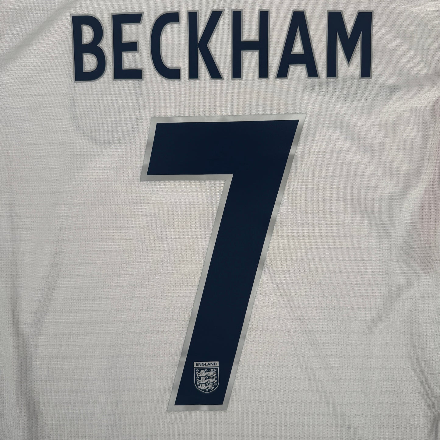 BECKHAM 7 England 2006/2007/2008 Home Football Shirt Large