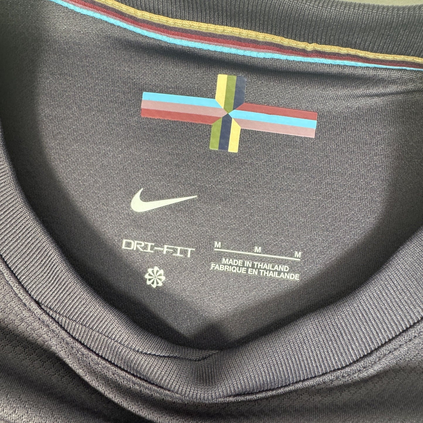 England 2024/2025/2026 Away Football Shirt Medium