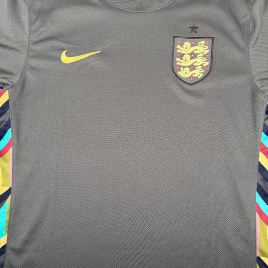 England 2024/2025 Away Football Shirt Large
