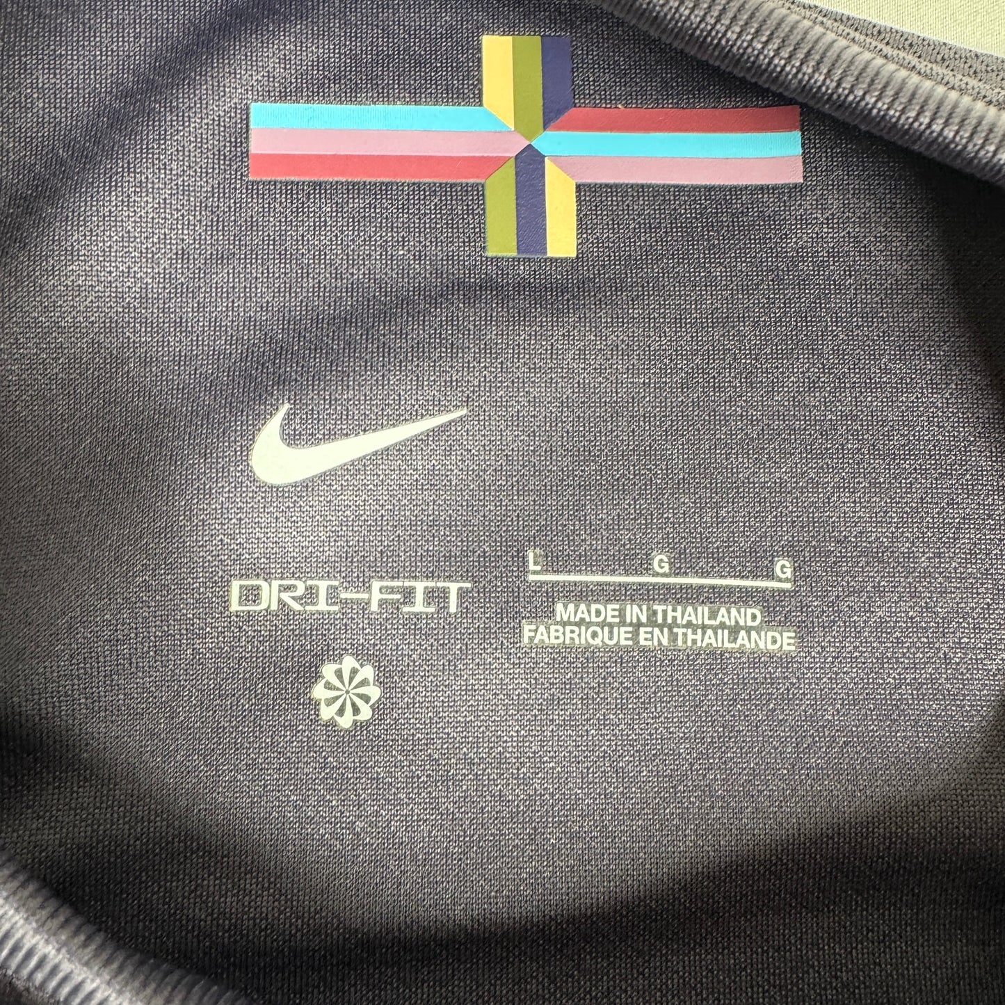 England 2024/2025 Away Football Shirt Large