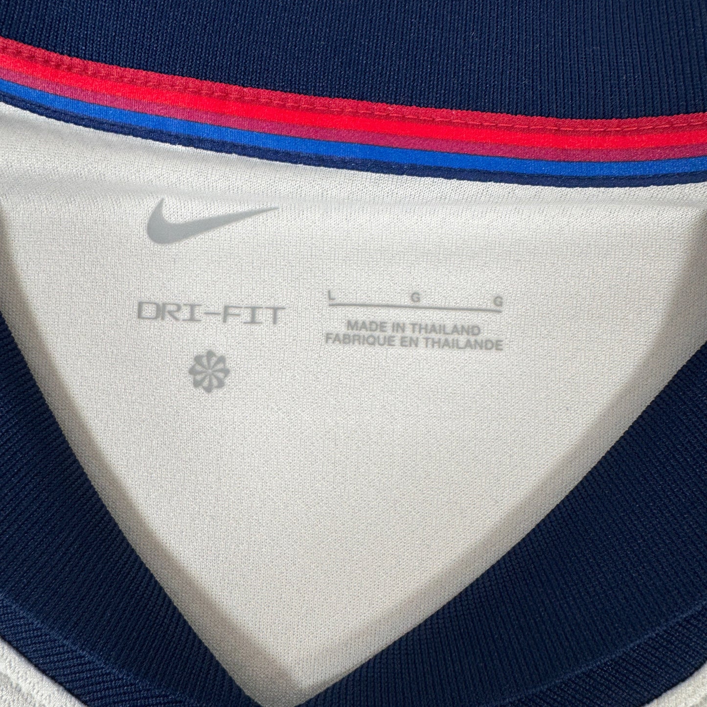 England 2024/2025 Home Football Shirt Large BNWT