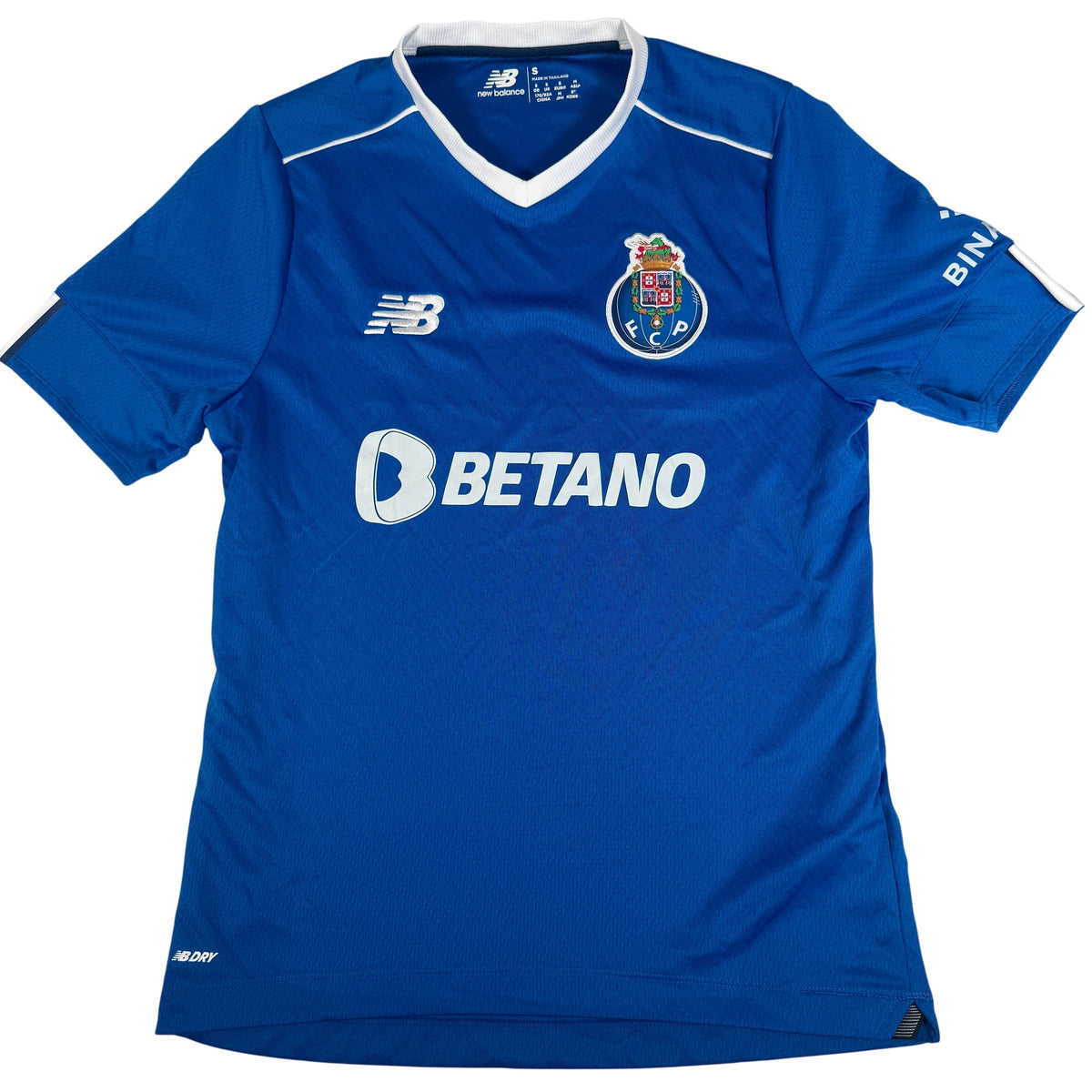 FC Porto 2022/2023 Third Shirt Small