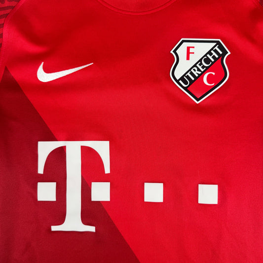 FC Utrecht 2021/2022 Home Football Shirt Small