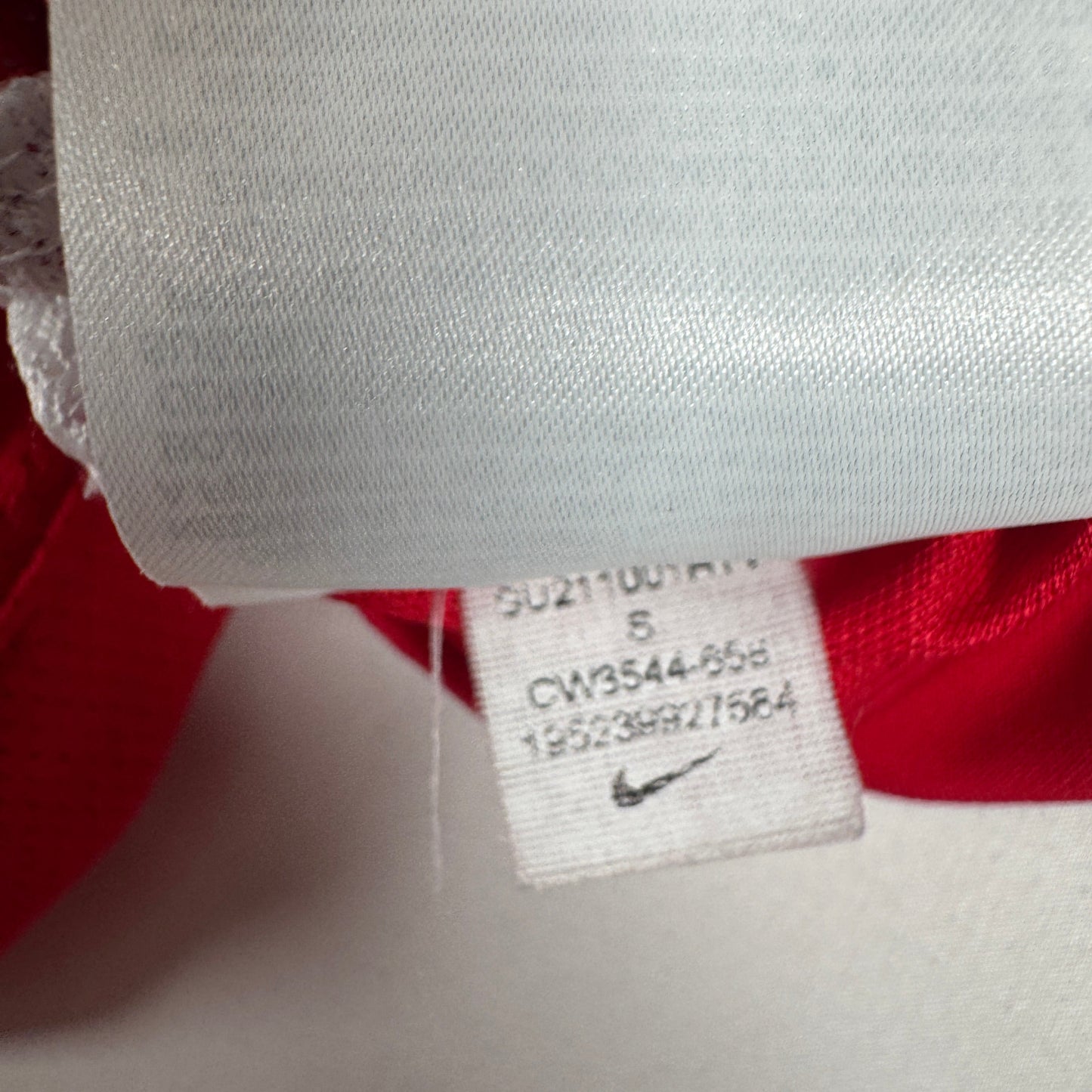 FC Utrecht 2021/2022 Home Football Shirt Small