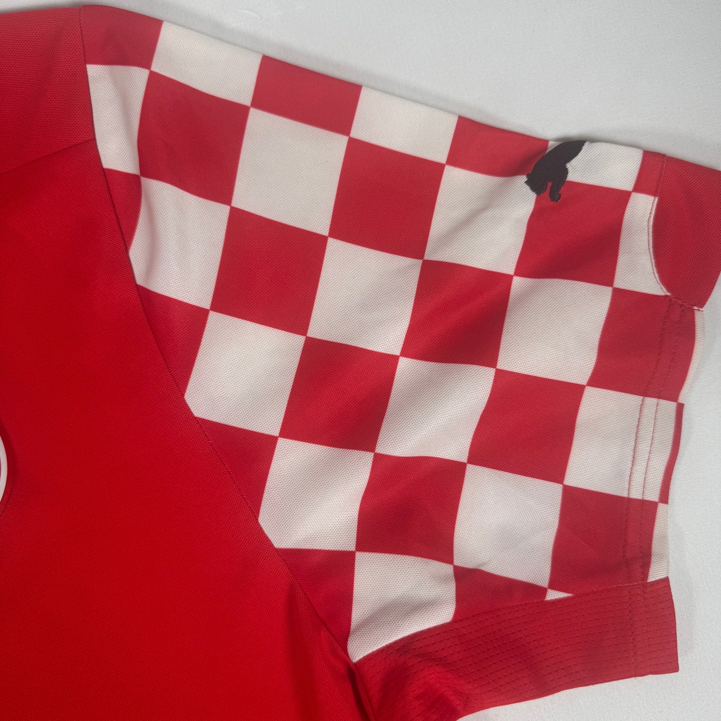 Fortuna Düsseldorf 2014/2015 Home Football Shirt XL