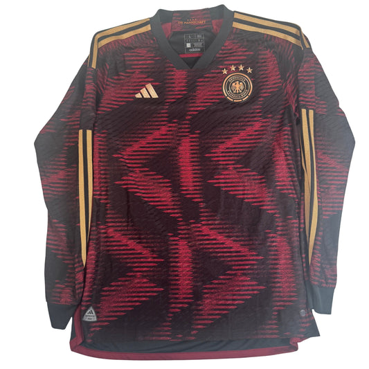 Germany 2022/2023/2024 Away HEAT.RDY Long Sleeve Shirt Large