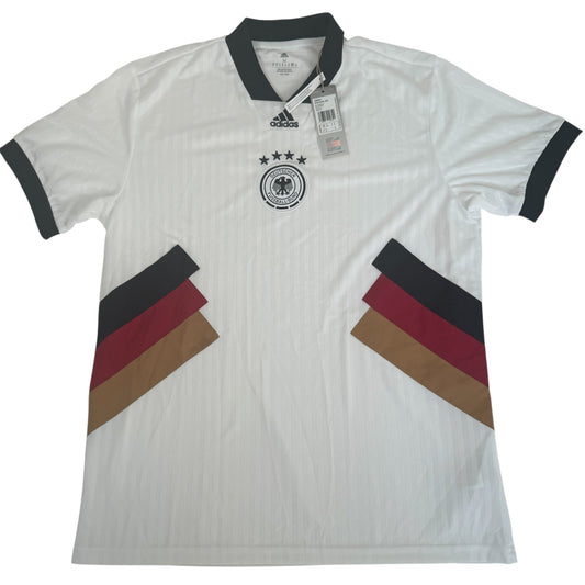 Germany 2022/2023 Icon Football Shirt Medium BNWT