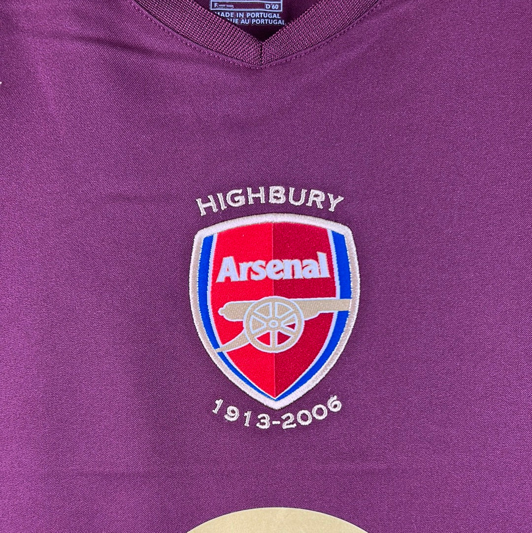 Arsenal 2005/2005 Player Issue Home Shirt - Campbell 23