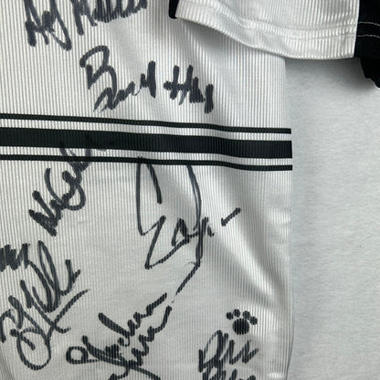 Fulham 1999-2000 Squad Signed Home Shirt