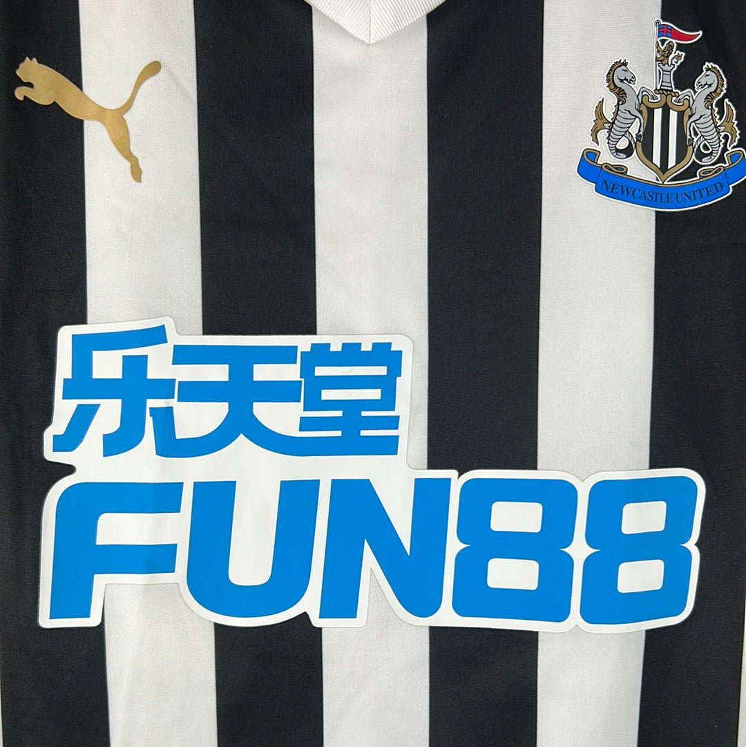 Newcastle United 2020/2021 Match Worn Home Shirt - Atsu 30