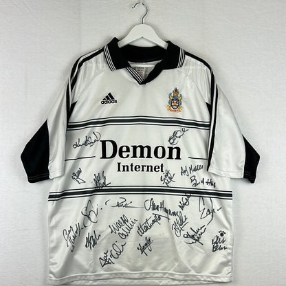 Fulham 1999-2000 Squad Signed Home Shirt