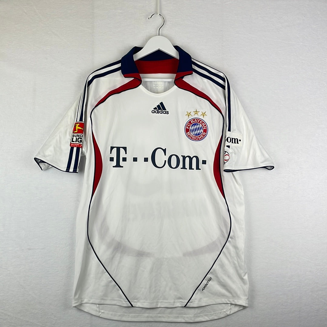 Bayern Munich 2006/2007 Player Issue Away Shirt - Front