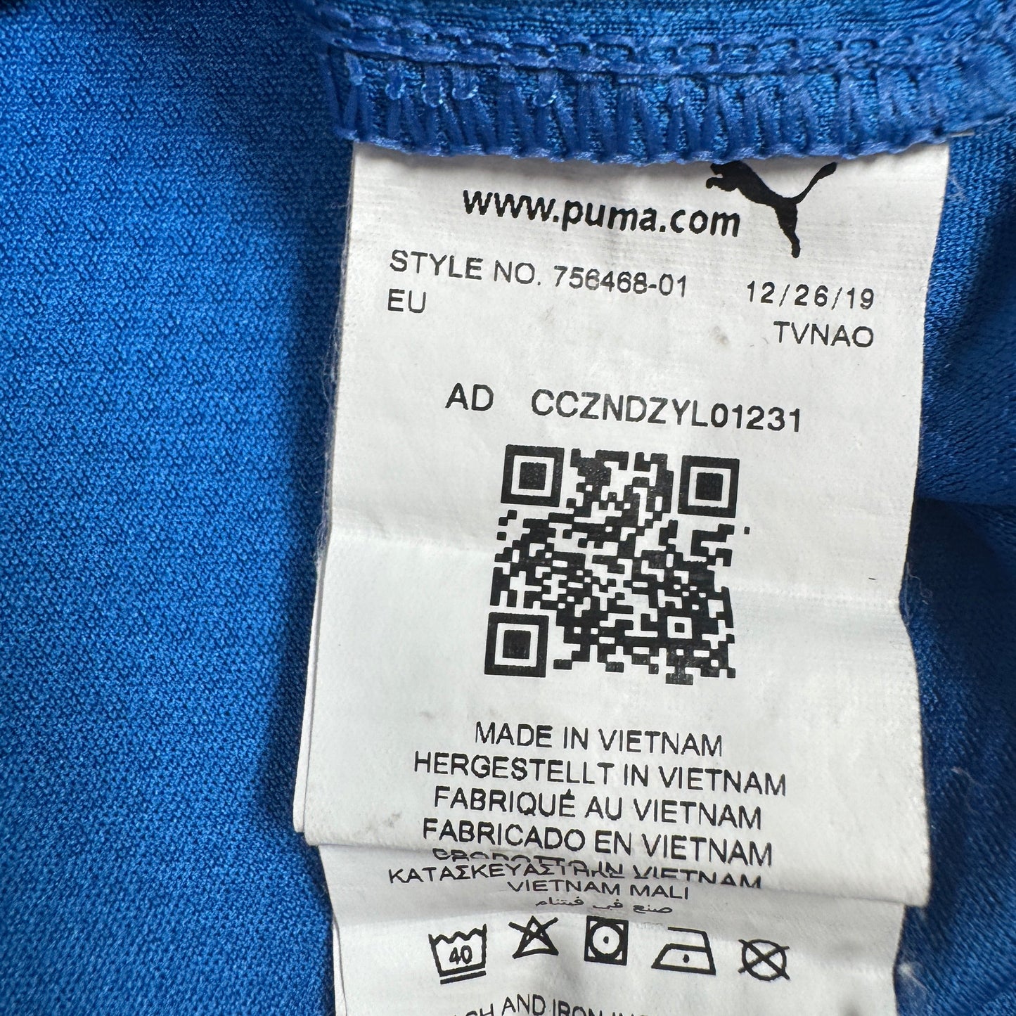 Italy 2020/2021/2022 Home Football Shirt Medium
