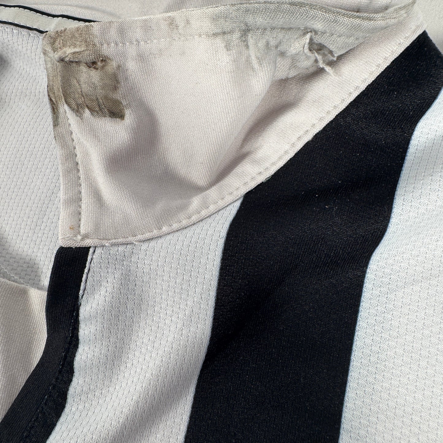 Juventus 2006/2007 Home Football Shirt Medium