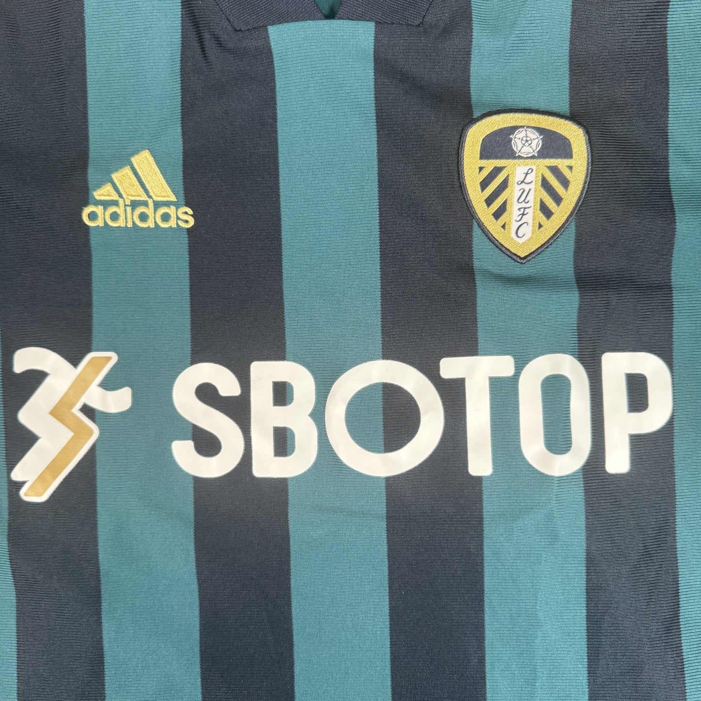 Leeds United 2020/2021 Away Football Shirt Large