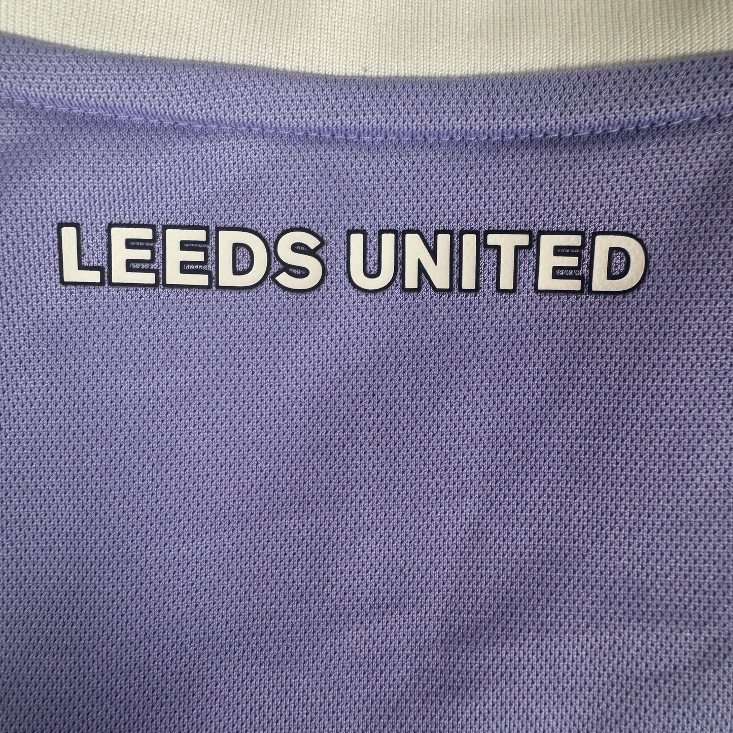 Leeds United 2021/2022 Third Shirt Small