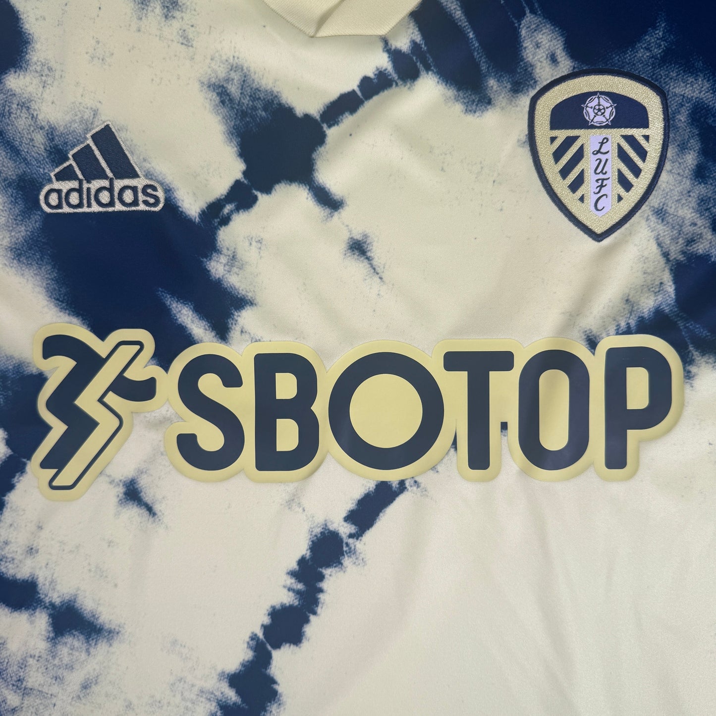 Leeds United 2022/2023 Away Shirt XL