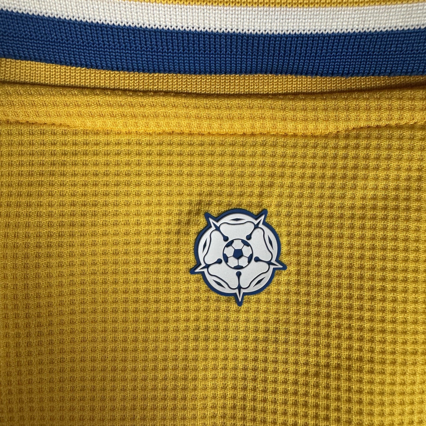 Leeds United 2024/2025 Away Football Shirt XL