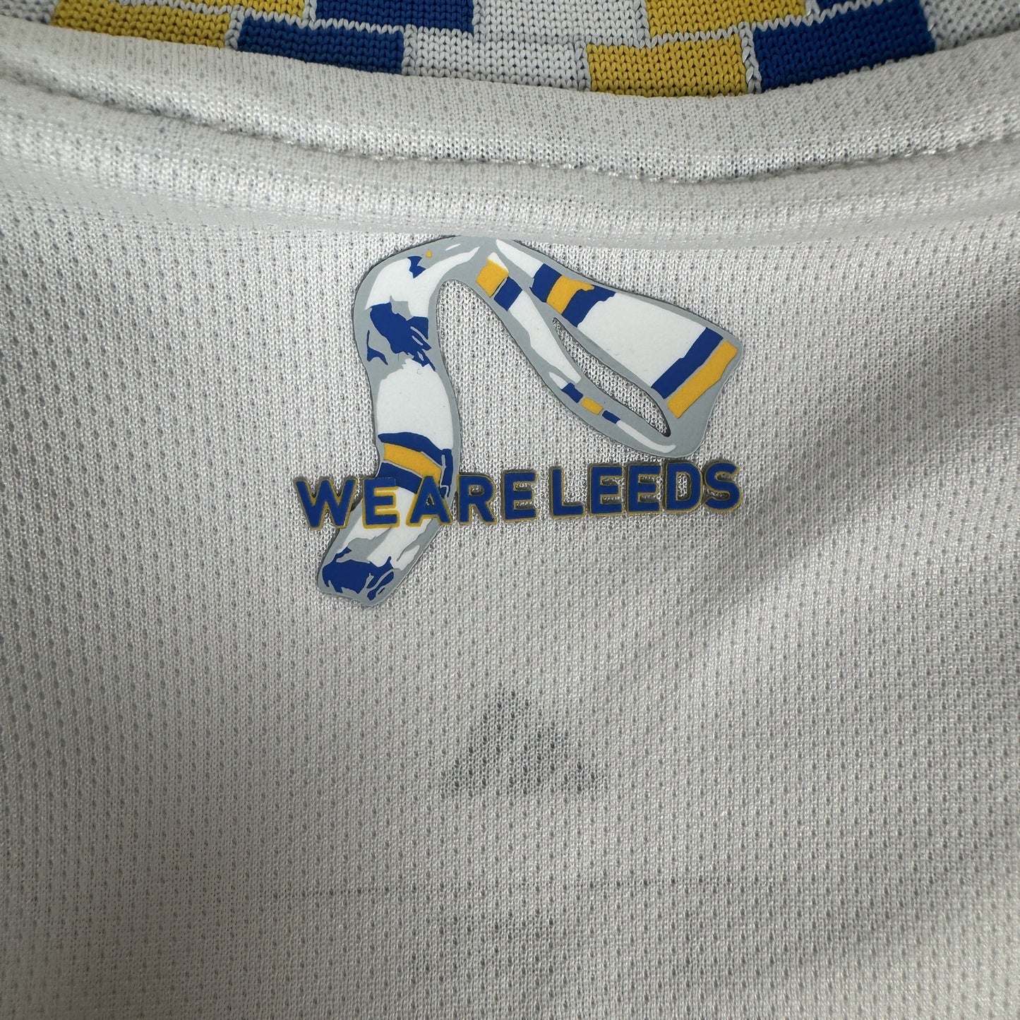 Leeds United 2025/2026 Home Shirt Large BNWT