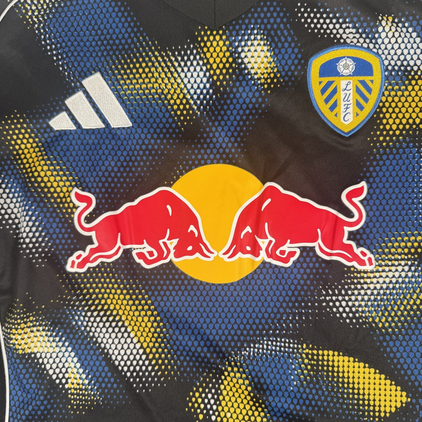 Leeds United 2025/2026 Third Shirt Large
