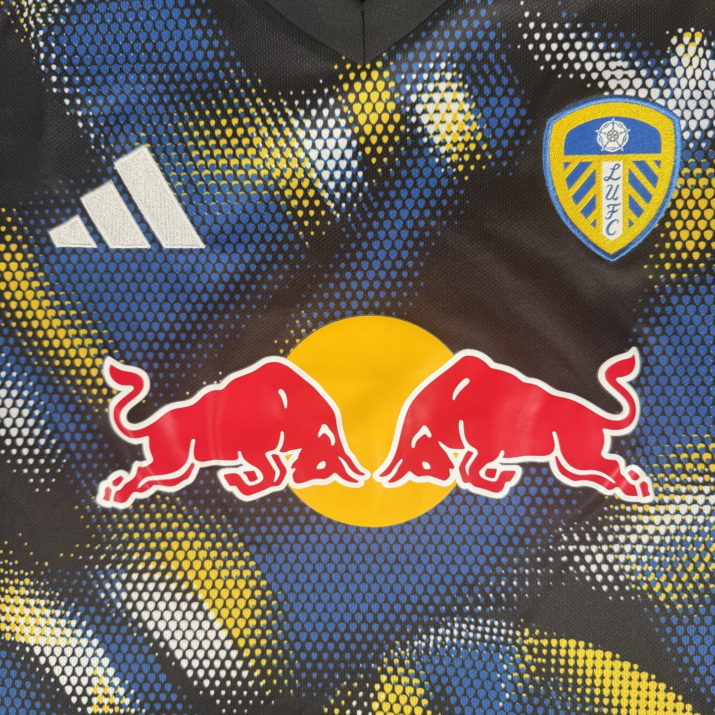 Leeds United 2025/2026 Third Football Shirt XL