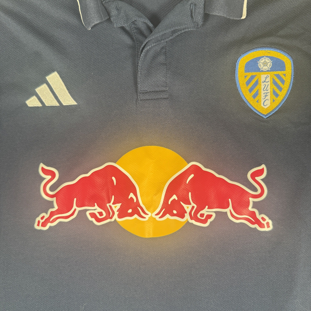 Leeds United 2025/2026 Training Shirt XL