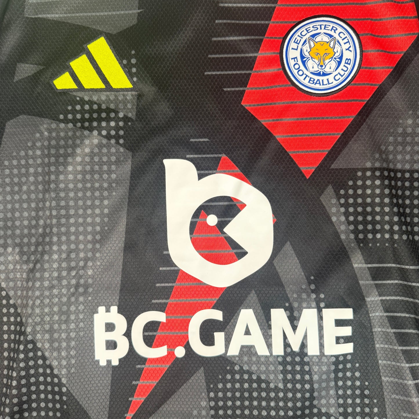 Leicester City 2024/2025 Goalkeeper Shirt Medium