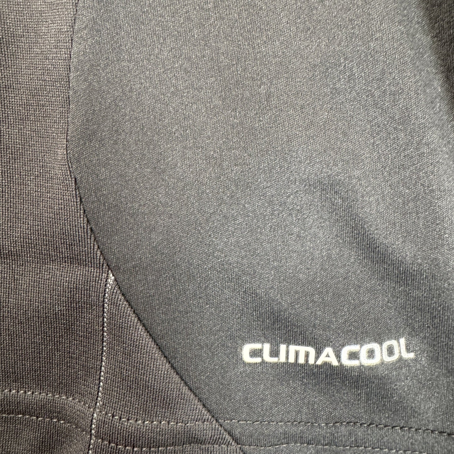 Liverpool 2011/2012 Away Shirt Medium