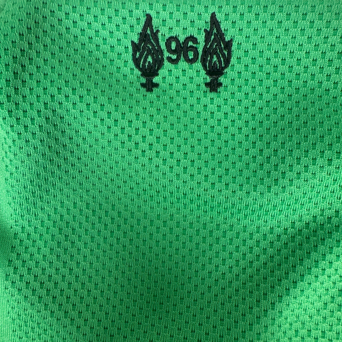 Liverpool 2019/2020 Goalkeeper Shirt Large