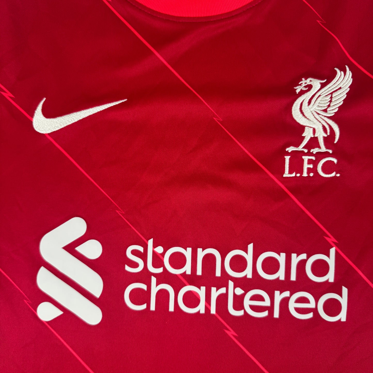 Liverpool 2021/2022 Home Shirt Medium