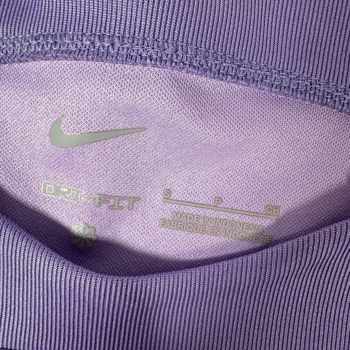 Liverpool FC 2022/2023 Goalkeeper Football Shirt Small