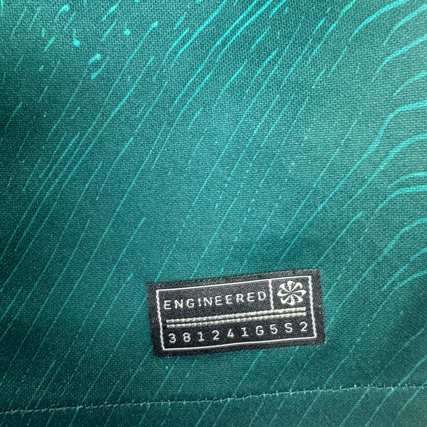 Liverpool 2022/2023 Third Shirt 2XL