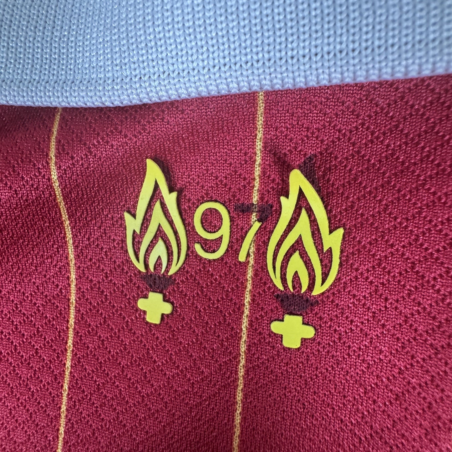 Liverpool 2024/2025 Home Shirt Medium